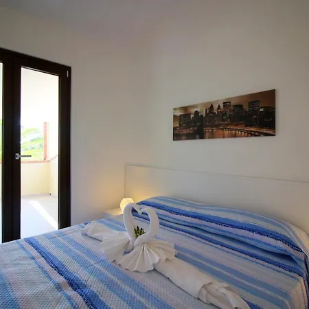 Baiazzurra Apartment